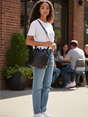 Coach Vintage Lexington Drawstring Bucket Bag 4180 – Black TannedGlove Leather